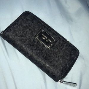 MK wallet